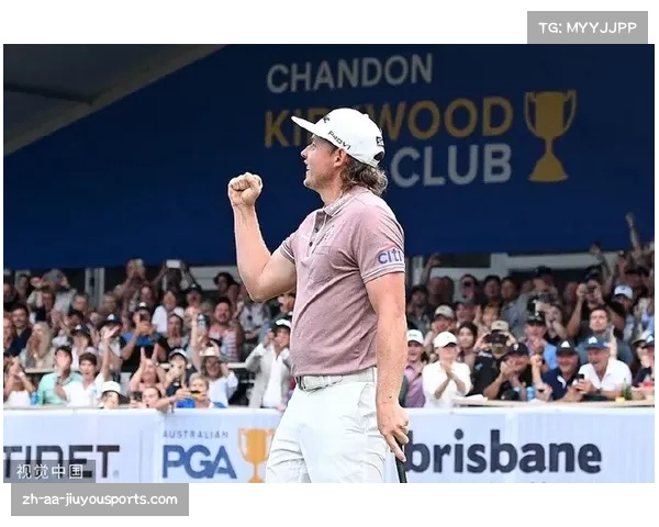 马奎尔与米尔纳携手高尔夫业余赛尽享放松时光